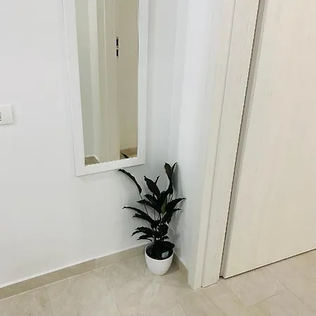 Aza 아파트